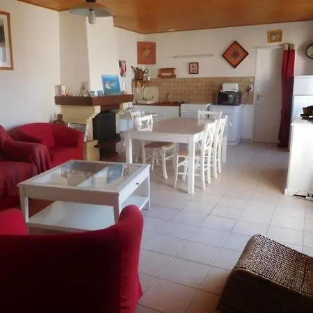 Dom wakacyjny House Agreable Maison, Idealement Placee, Proche Plan D'eau Et Commerces *